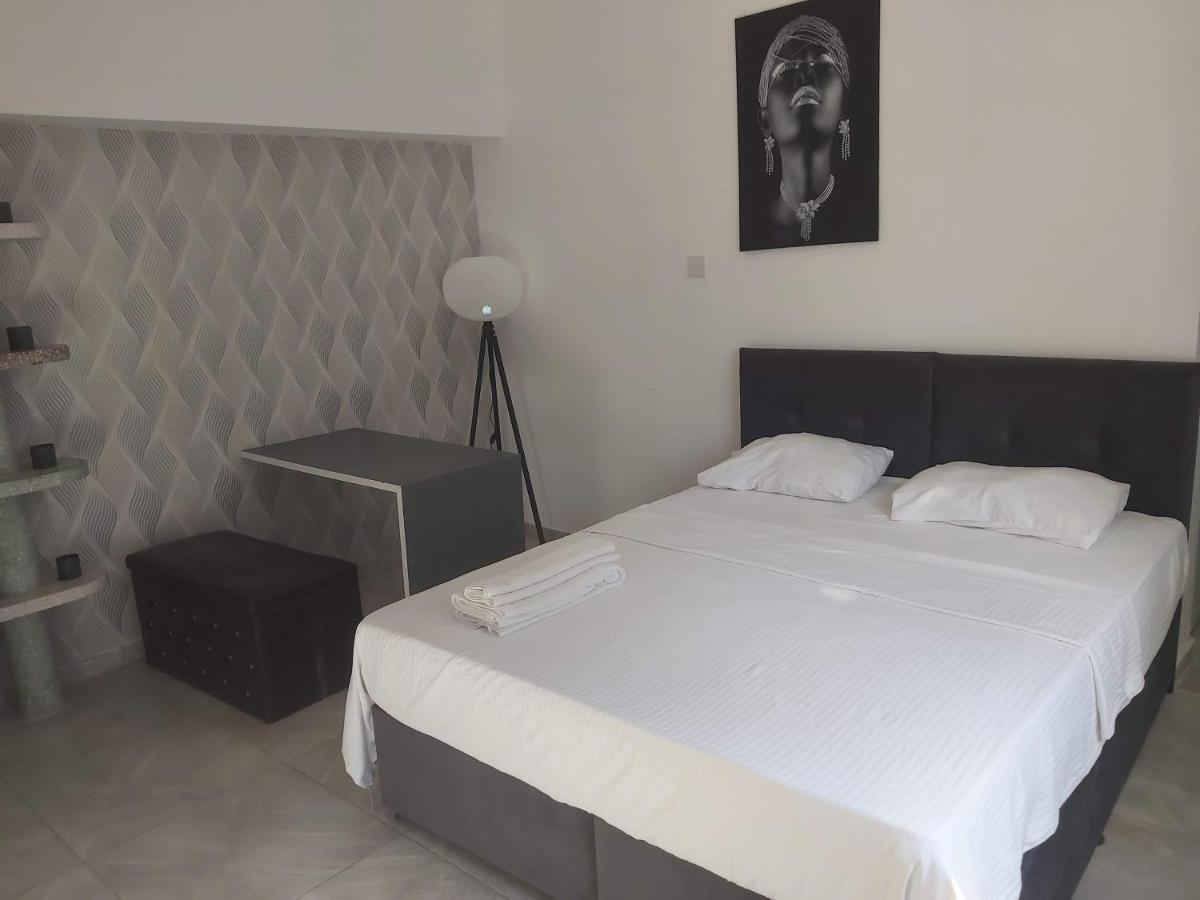 Compact Home Nicosia Exterior foto